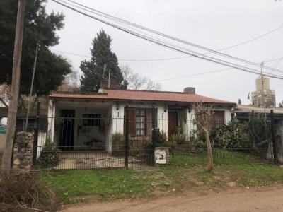 Vendo casa de 3 dorm. en Villa Allende, 161 mt2, 3 habitaciones
