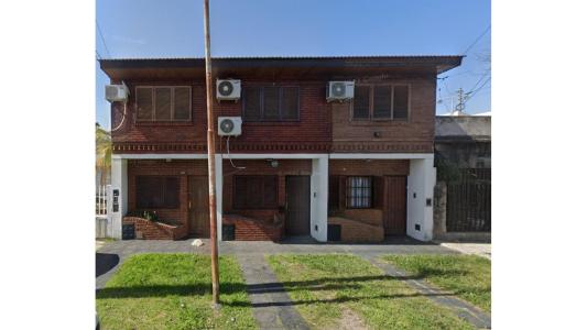 VENTA - DUPLEX 3 AMB. - FRENTE - PATIO - LOMAS DEL MIRADOR, 70 mt2, 2 habitaciones