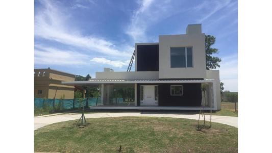 Casa en venta Santa Guadalupe CUAN PROPIEDADES, 200 mt2, 3 habitaciones