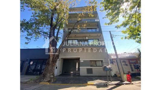 Departamento de 2 Ambientes con Cochera en Quilmes Centro, 46 mt2, 1 habitaciones