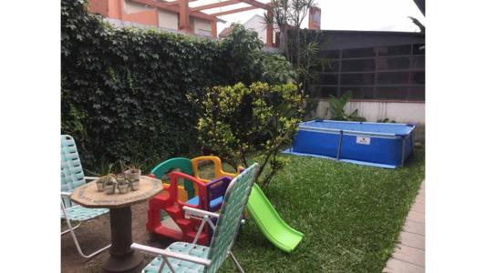 Casa Para 2 Familias En Venta En Quilmes Oeste, 200 mt2, 5 habitaciones