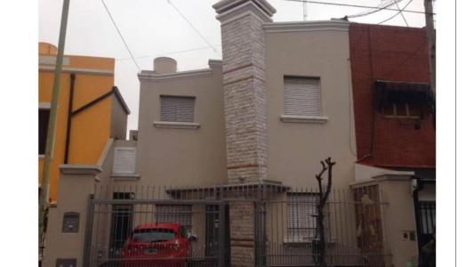 Casa en Venta Liniers - Pasaje El Mirasol 100, 173 mt2, 3 habitaciones