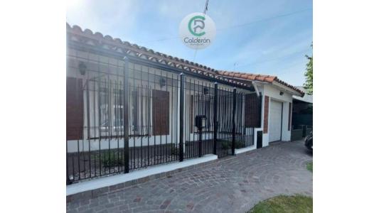 Casa en Venta Reciclada Castelar Norte, 150 mt2, 2 habitaciones
