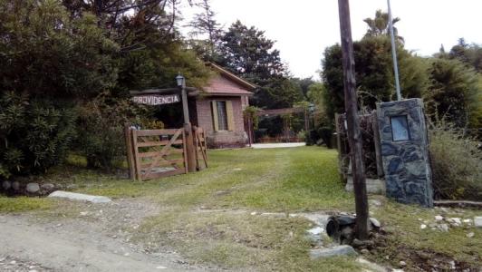 Venta casa en Comuna Tala Huasi, 2400 mt2, 3 habitaciones
