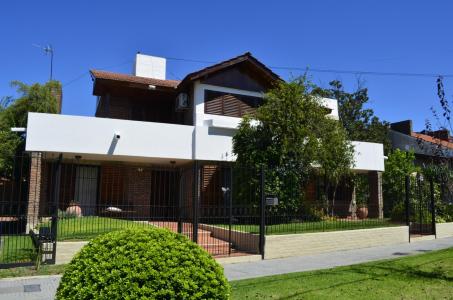 Importante casa en Ituzaingó, 3 habitaciones