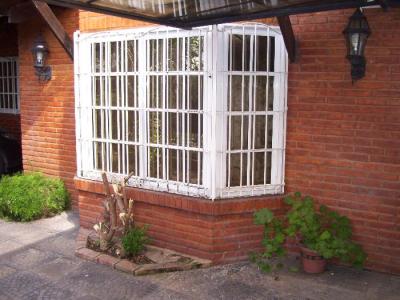 Casa en Venta en Parque Leloir, Ituzaingó, Buenos Aires, 3 habitaciones