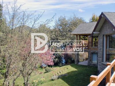 Alquiler Casa en Bariloche con Costa de Lago Nahuel Huapi. 9 PAX. Península de San Pedro., 4 habitaciones