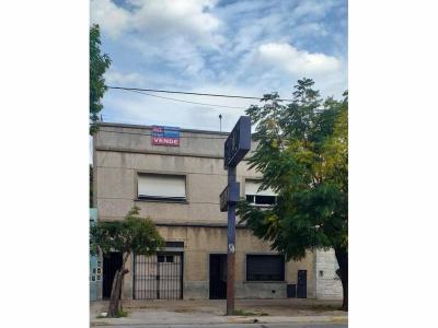 Departamento tipo casa en venta, Lomas Del Mirador - PH PRIMER PISO, 3 AMBIENTES, 2 habitaciones