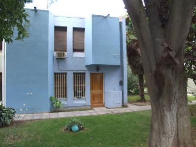 Casa tipo Duplex en Venta en Barrio 12 de Septiembre, Cipolletti, Rio Negro, 3 habitaciones