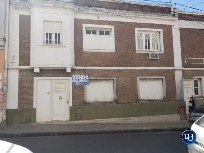 Departamento en calle Urquiza, 184 mt2, 1 habitaciones