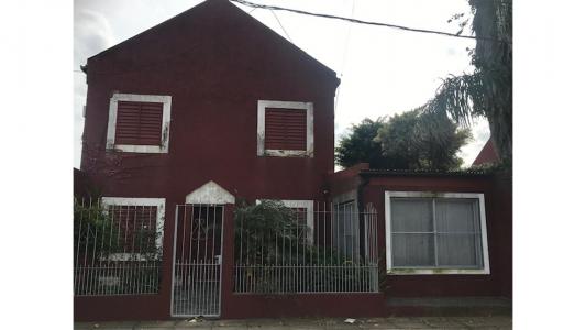 Casa en Barrio Siderca Rojo, 252 mt2, 3 habitaciones