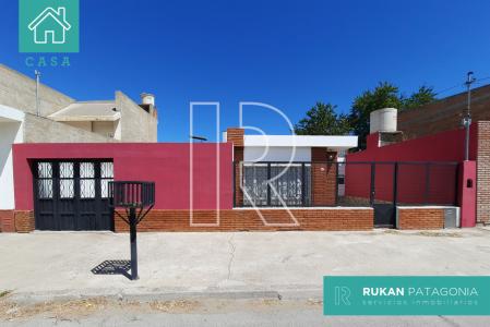 #Venta_RUKAN | Casa 1 Habitación | Barrio SAN MARTIN | Calle J.J. PASO | Caleta Olivia.-