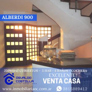 Venta de casa de 2 plantas 5 Hab en la calle Alberdi al 900, 320 mt2, 5 habitaciones